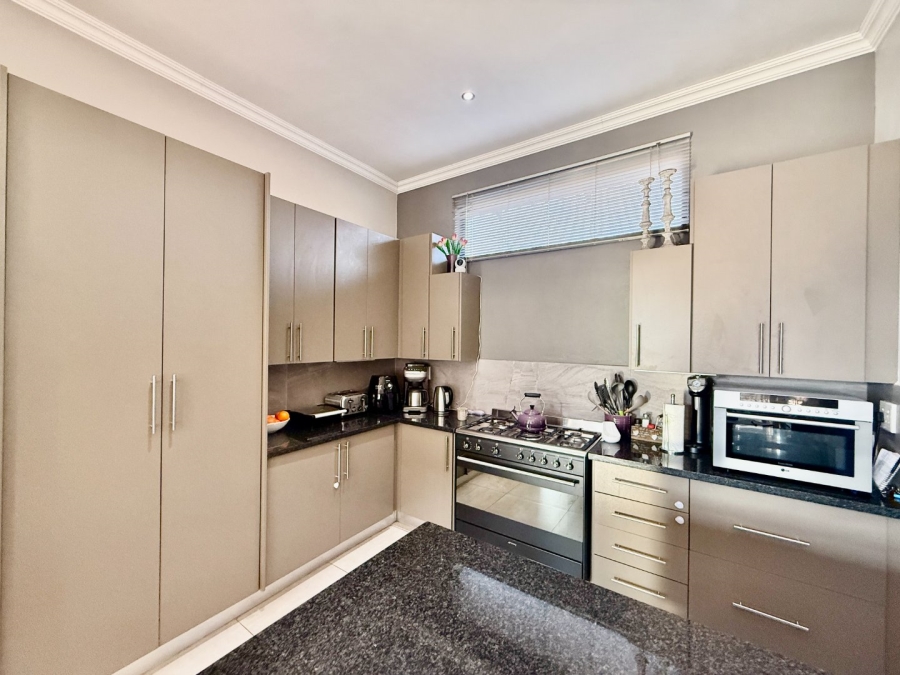 3 Bedroom Property for Sale in Melodie North West